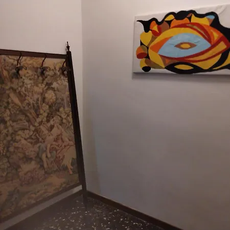 Intero Bilocale In Centro Storico A Voghera-oltrepo Pavese *